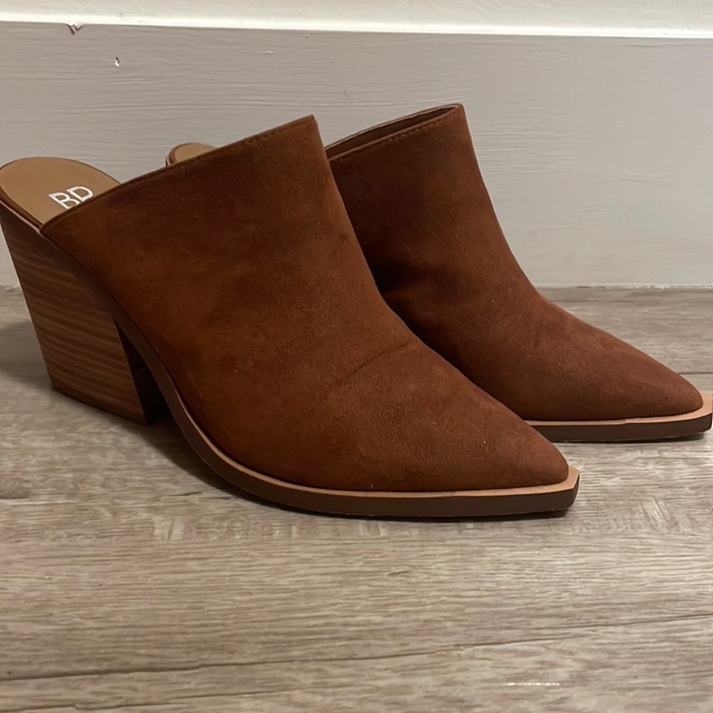 BP size 8 brown mules